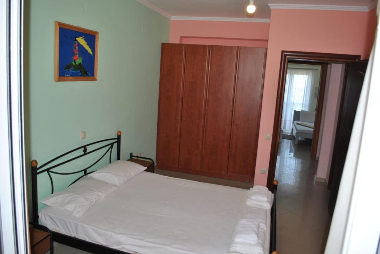 Hotel Monika Lefkada Tsoukaládhes Esterno foto