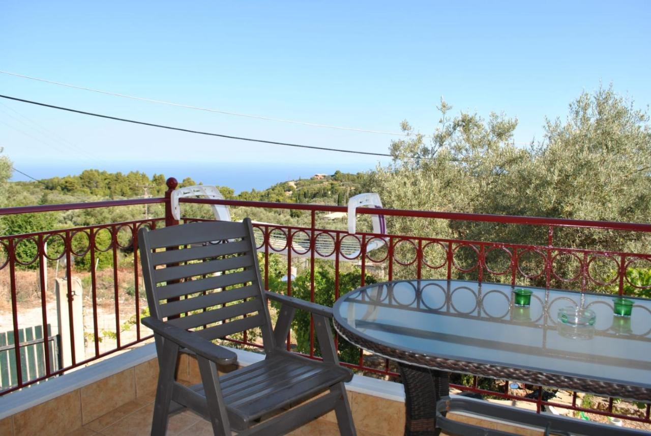 Hotel Monika Lefkada Tsoukaládhes Esterno foto