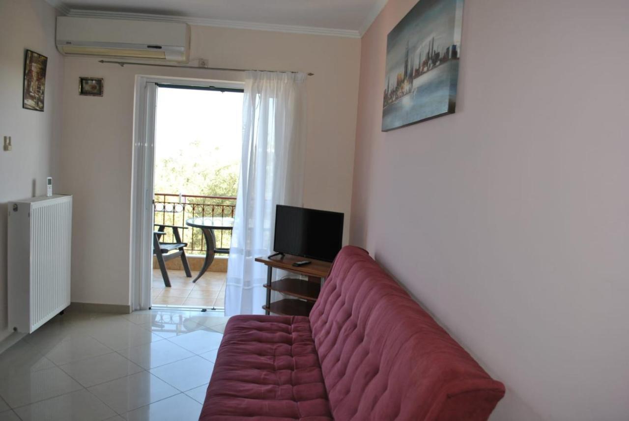 Hotel Monika Lefkada Tsoukaládhes Esterno foto