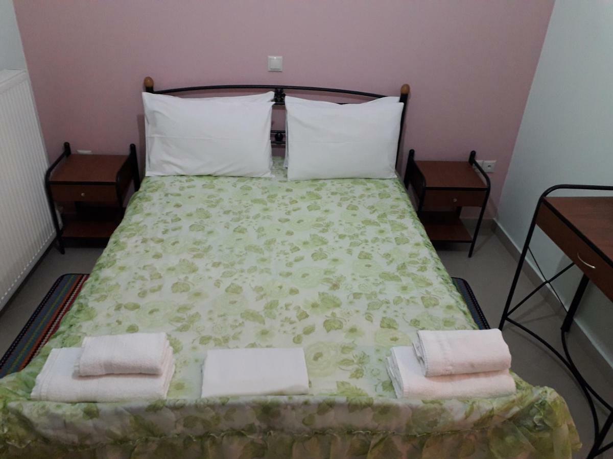 Hotel Monika Lefkada Tsoukaládhes Esterno foto